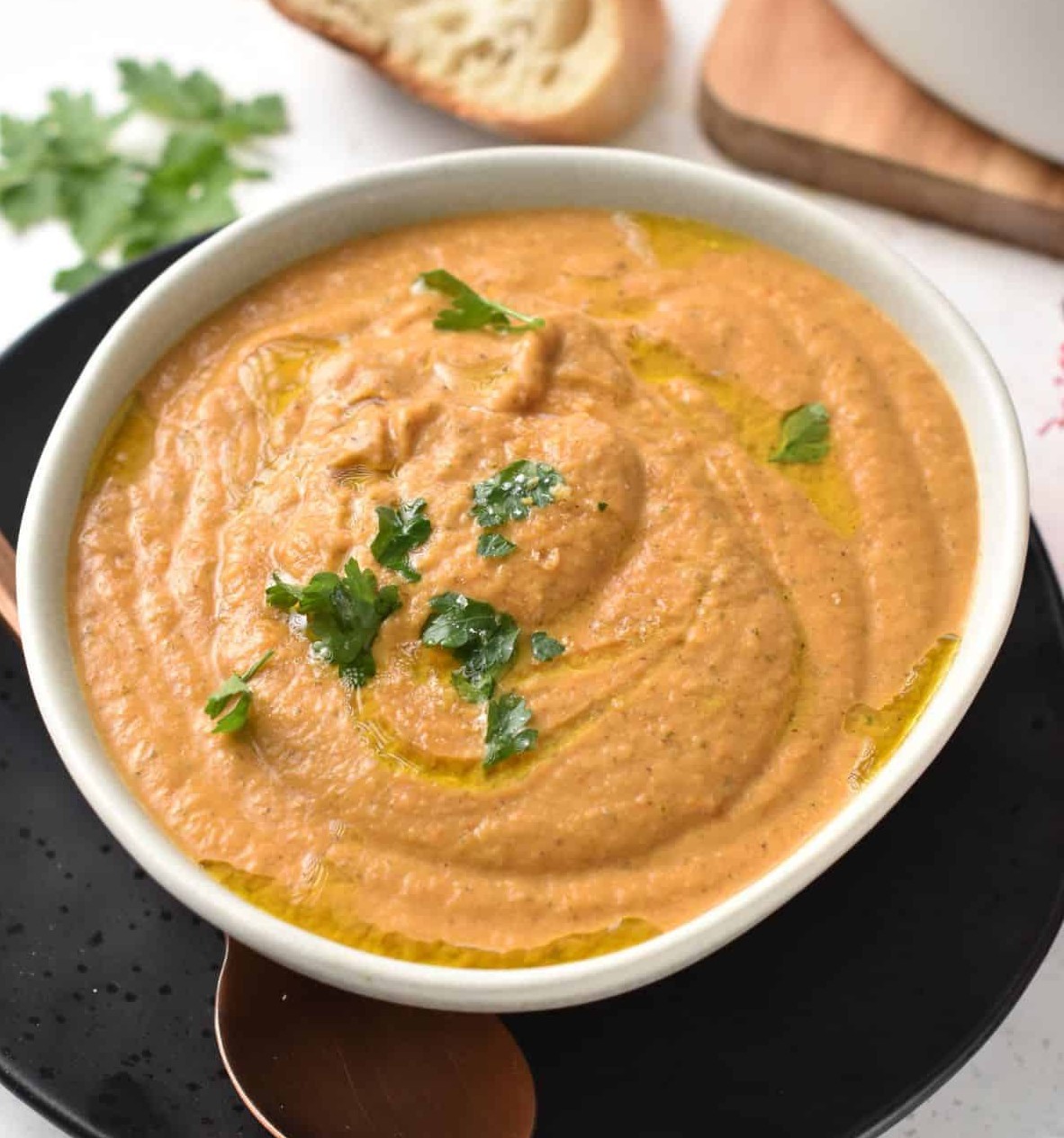 Creamy roasted vegetable soup