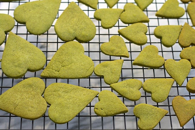Matcha sausainiai
